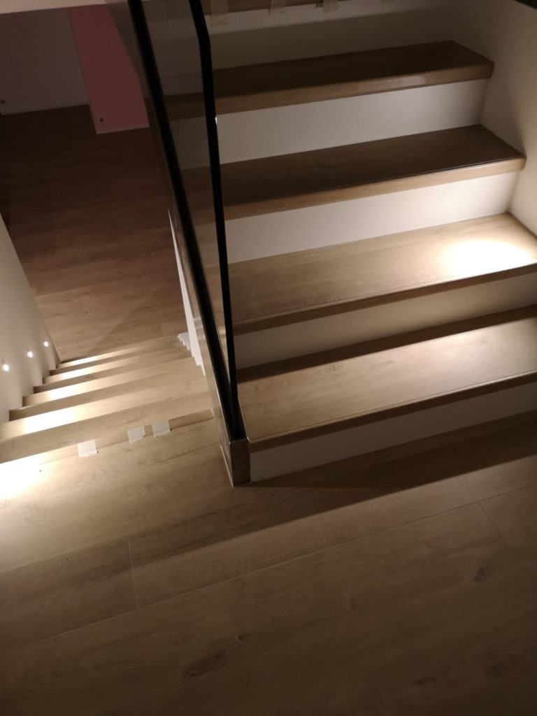Création d'escalier avec incrustation de luminaires