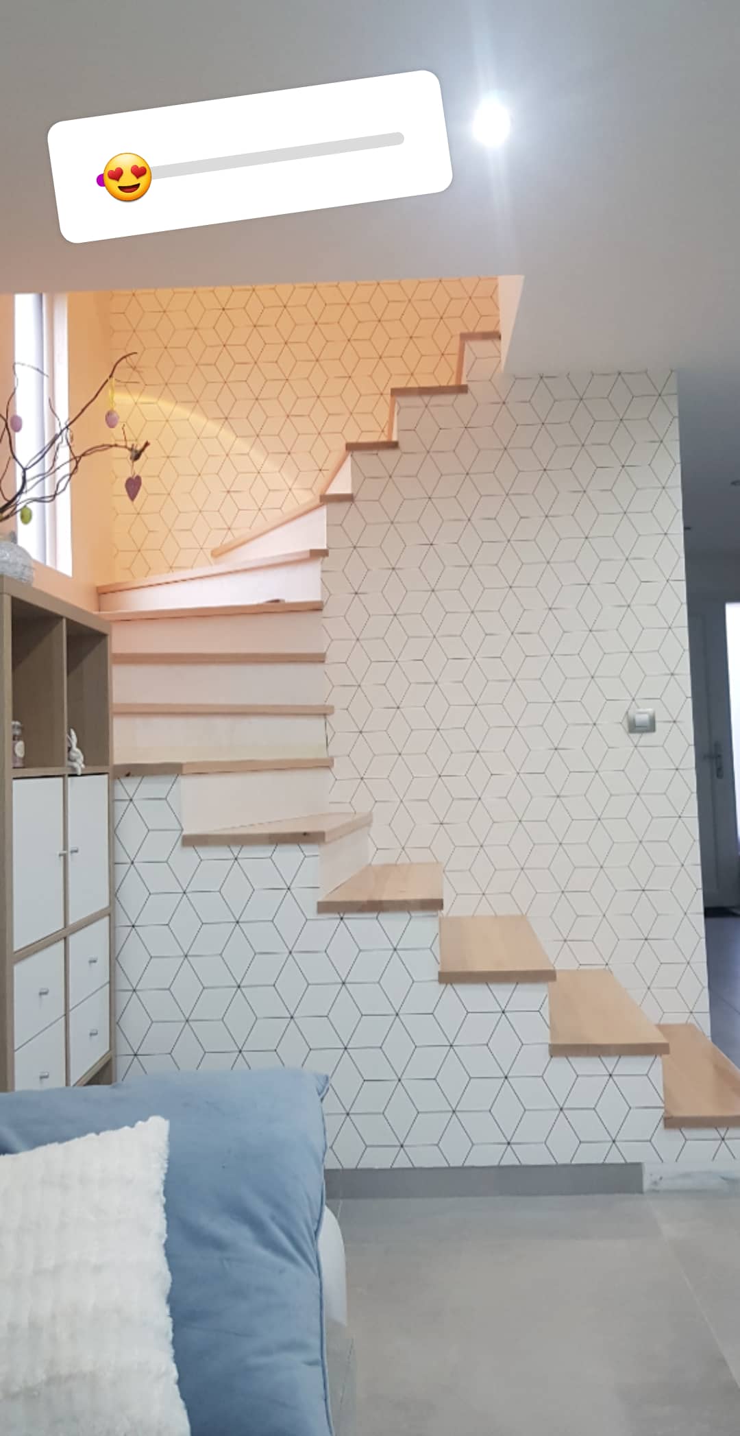 Fermeture et habillage d’un escalier béton en bois de hêtre